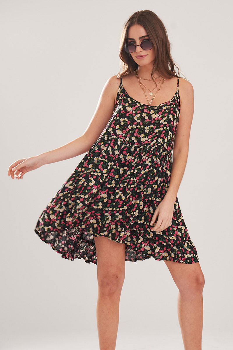 Vestido Corto Cos