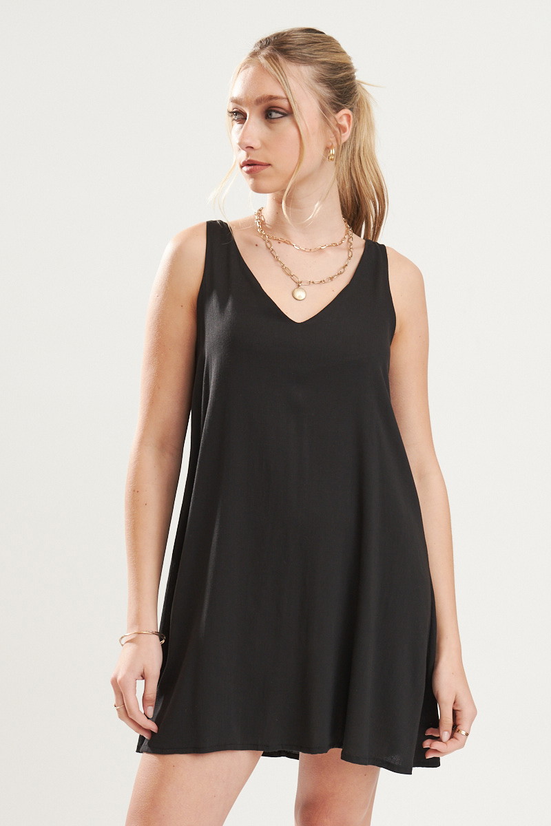 Vestido Corto Sarile