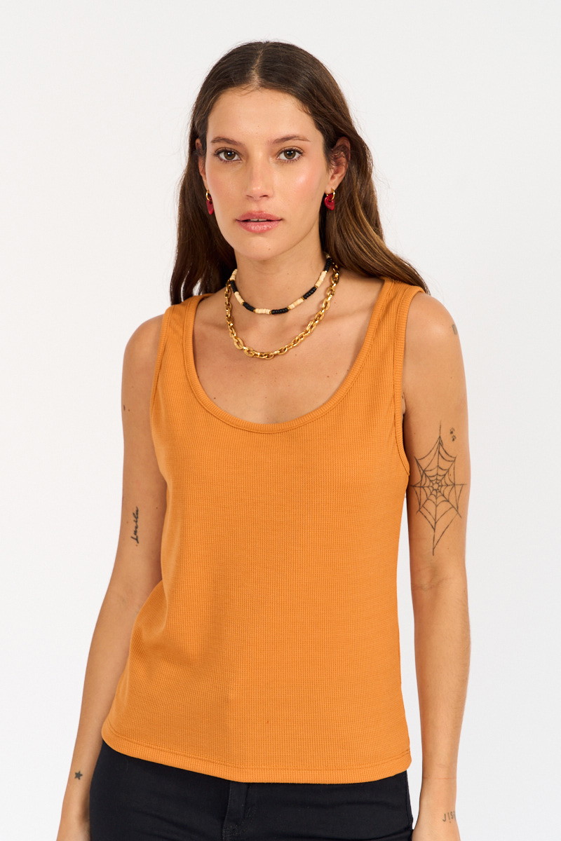 Musculosa Doris