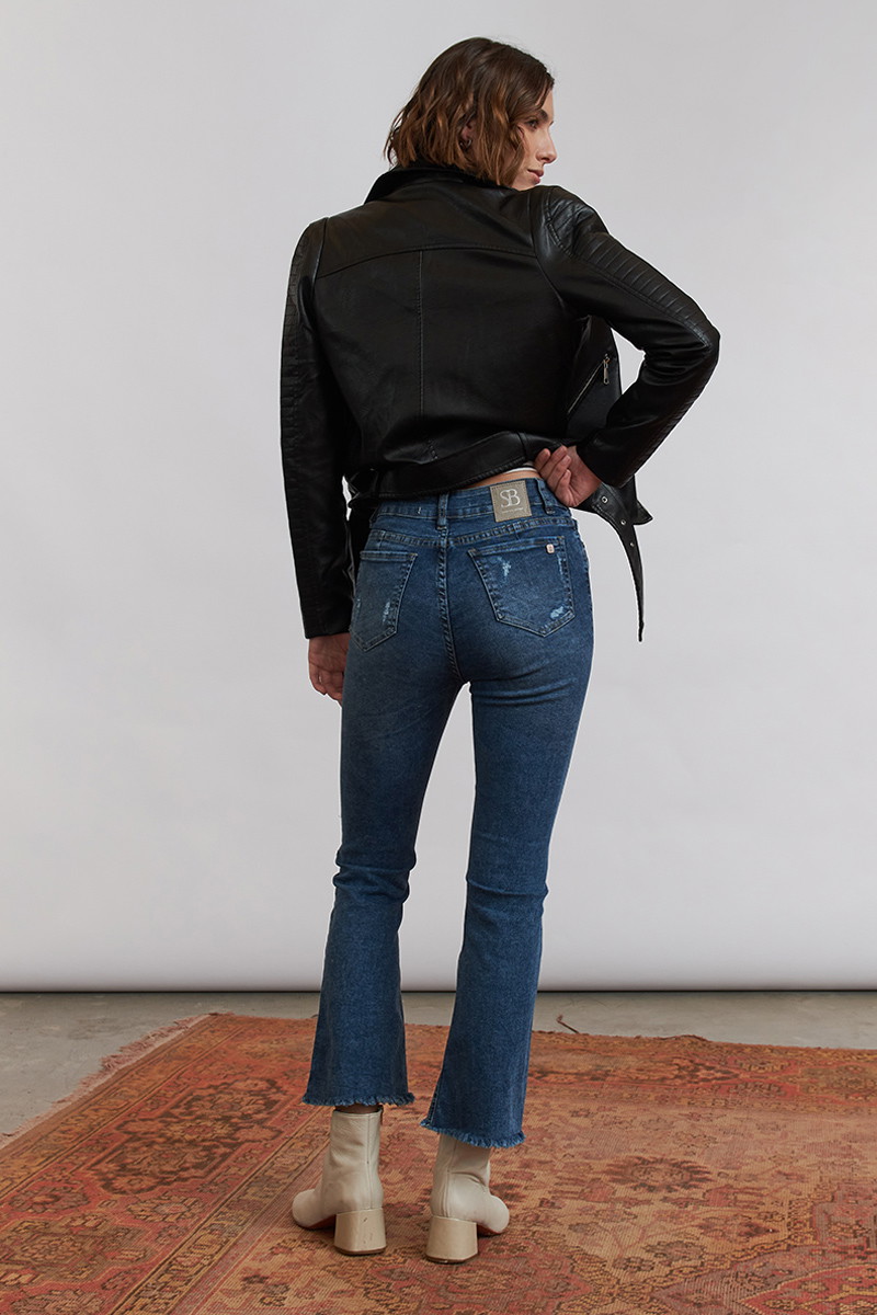 Jean Oxford Crop Sabina
