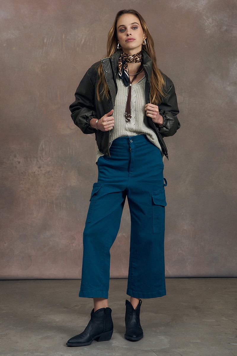 Cargo Crop Bela