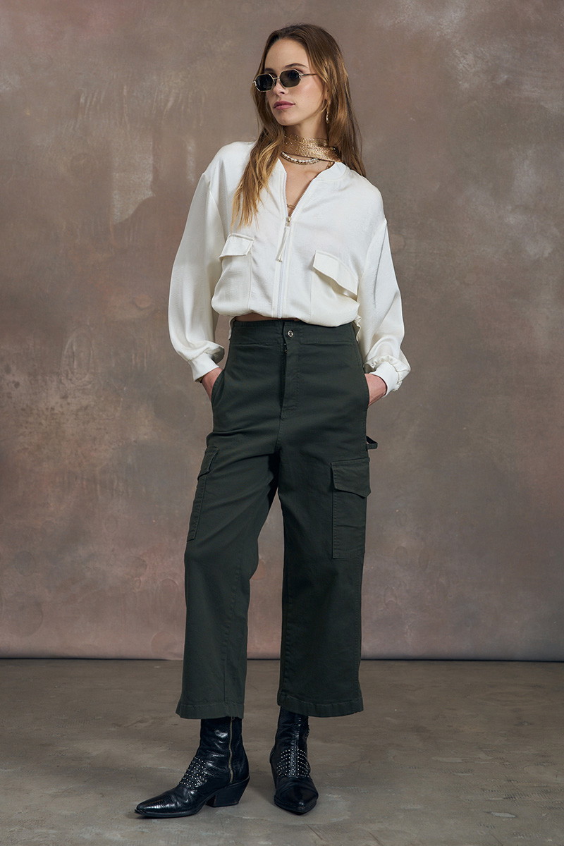 Cargo Crop Bela