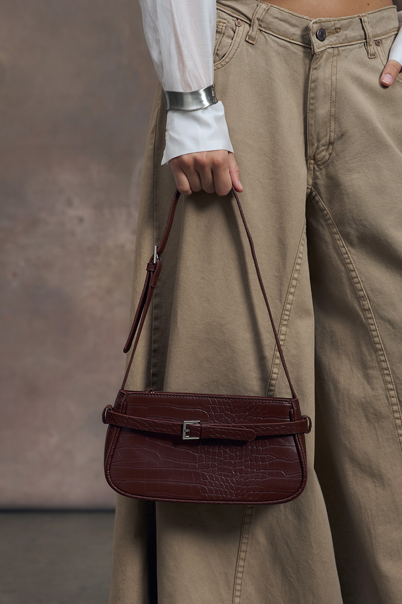 Cartera Isabel