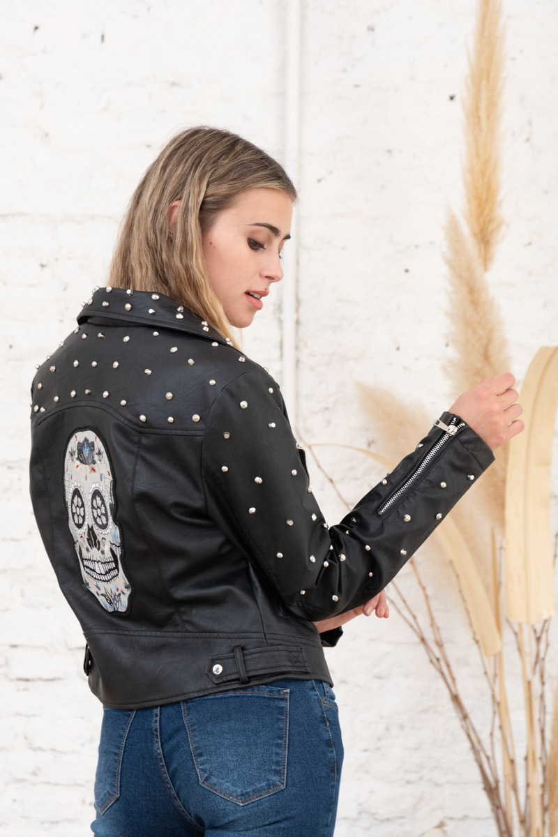 Campera Dark Calabera