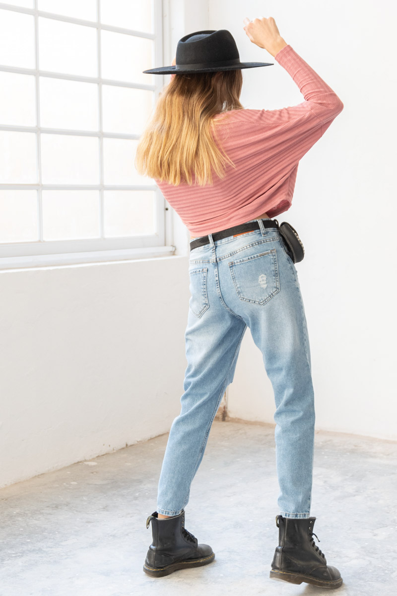 Jean Mom Monaco